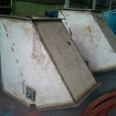 不(bú)鏽鋼闆式側(ce)三通