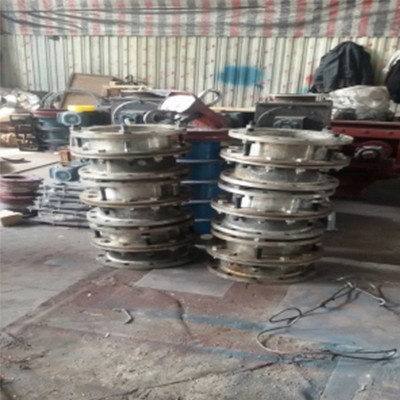 不鏽鋼伸縮(suo)器